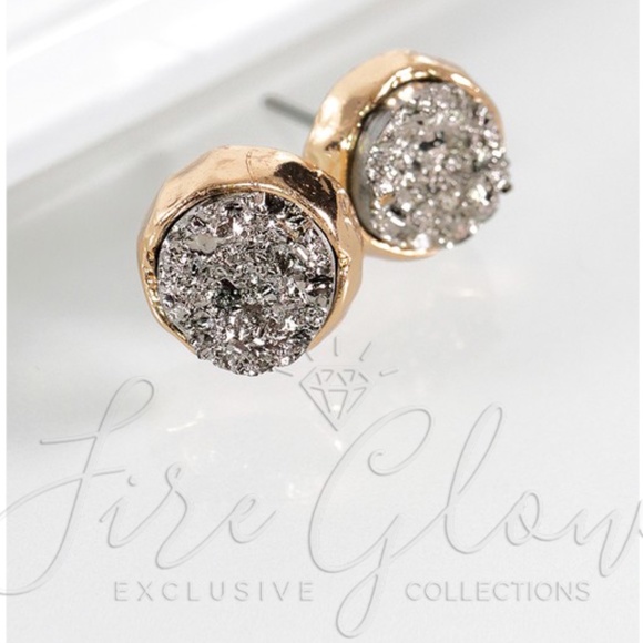 Iridescent Opal Druzy In Gold Tone Stud Earrings - Picture 8 of 8